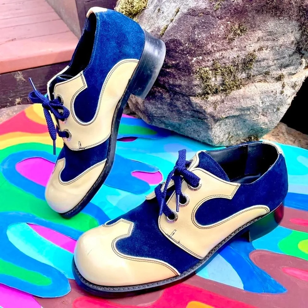 Rare Bostonian Bootiques 60s blue suede & patent leather oxford shoes size 10